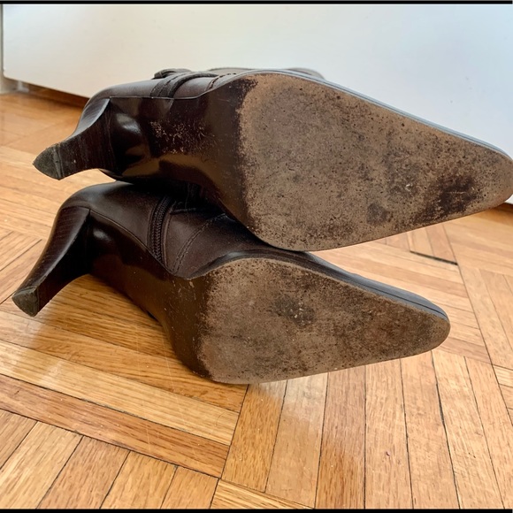 BARNEYS New York Brown Leather Boots - Picture 6 of 8